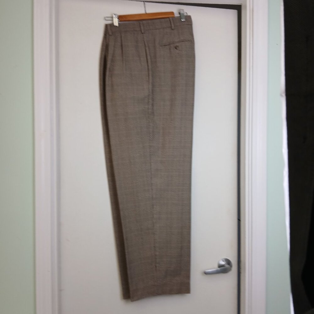 Vintage Y2K  Men's / Unisex 38x34 Brown Plaid Pleated 100% Cotton Trousers